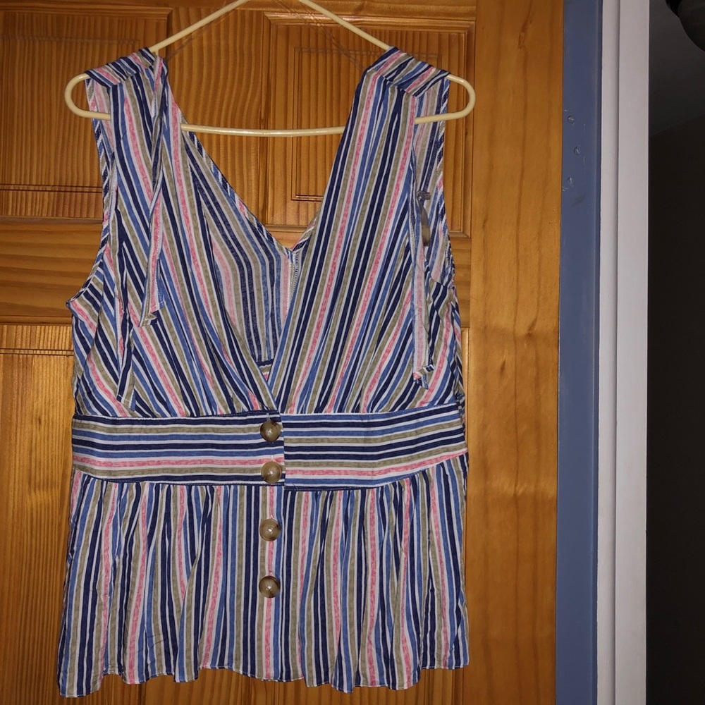 Summer Top !  Never worn